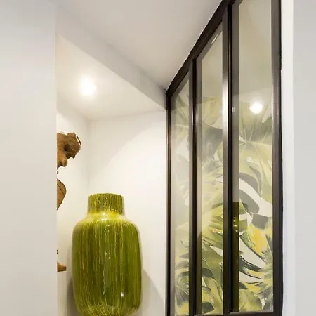 Studio D'architecte Au Pied De Tour Eiffel Lägenhet Paris